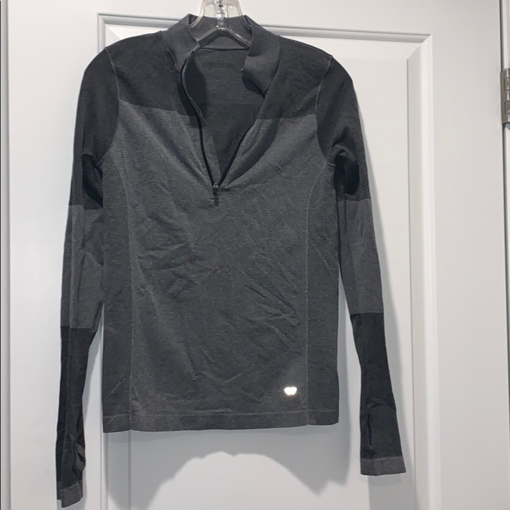 🎉grey workout jacket🎉